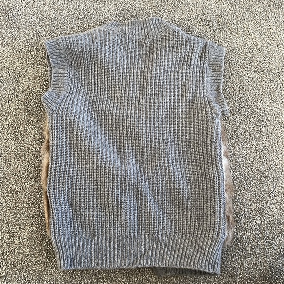 J. Crew Crewcuts Size 3 Fur Vest - Picture 3 of 3